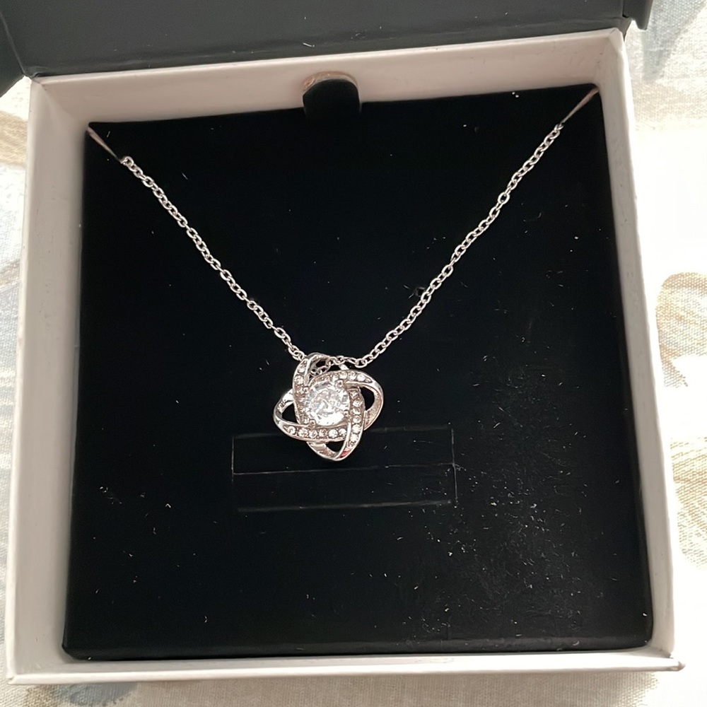 Love knot necklace